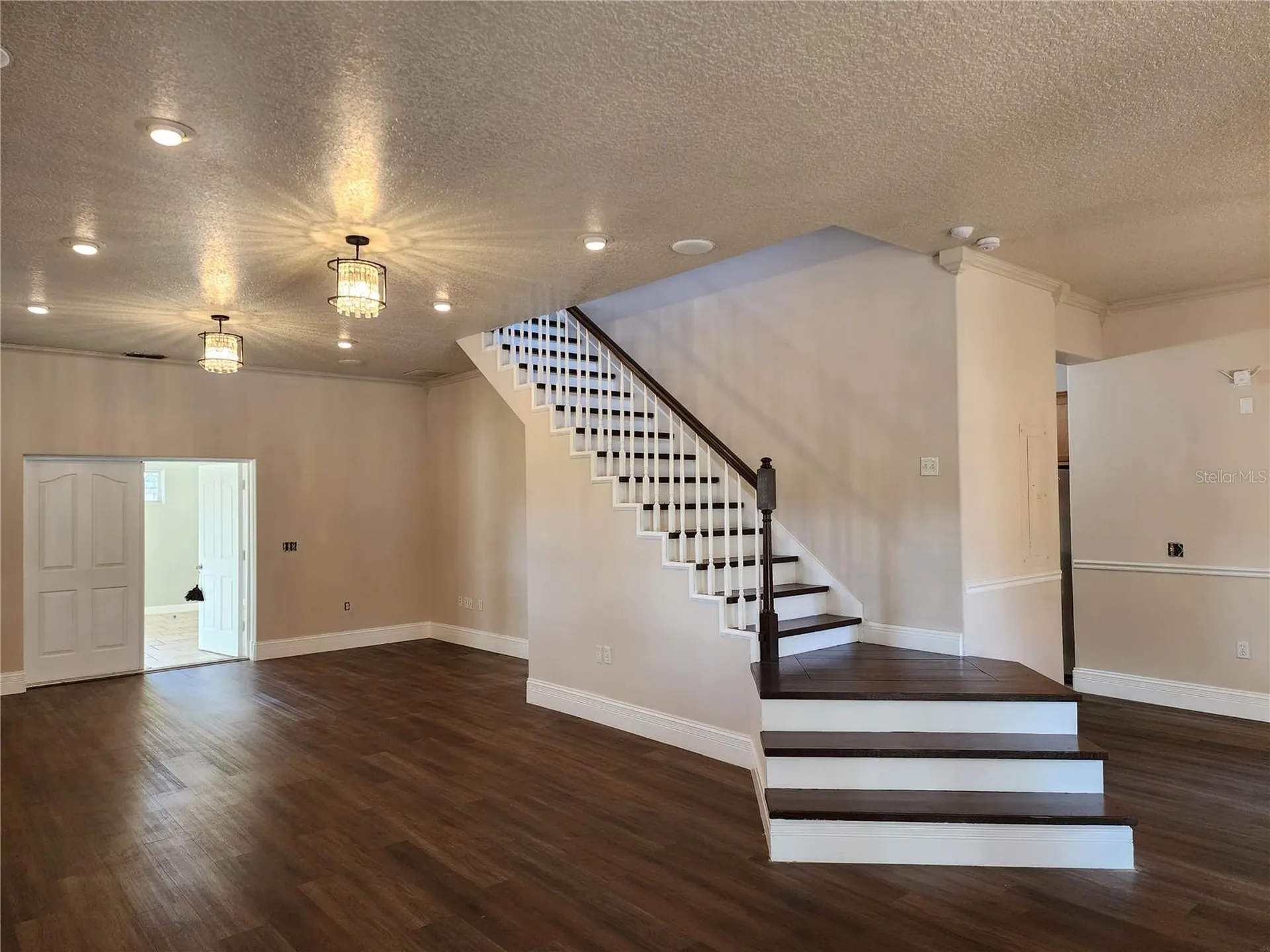 24247 Wolf Branch Road Sorrento FL 32776