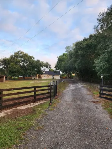 24247 Wolf Branch Road Sorrento FL 32776