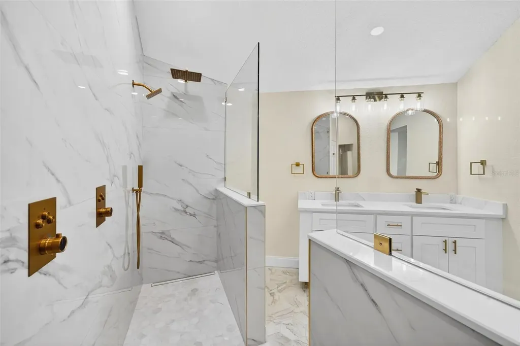 910 Siesta Key Place Sarasota FL 34242