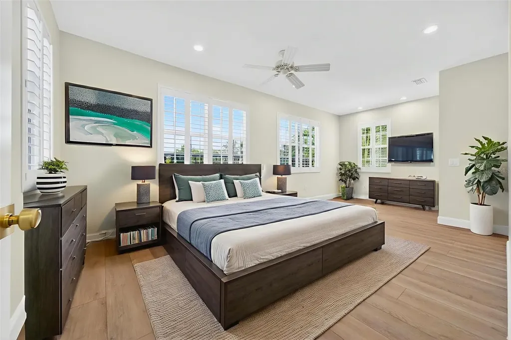 910 Siesta Key Place Sarasota FL 34242