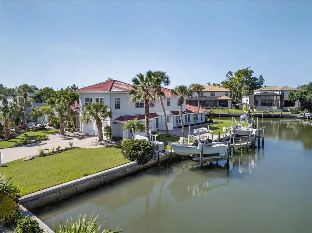 910 Siesta Key Place Sarasota FL 34242