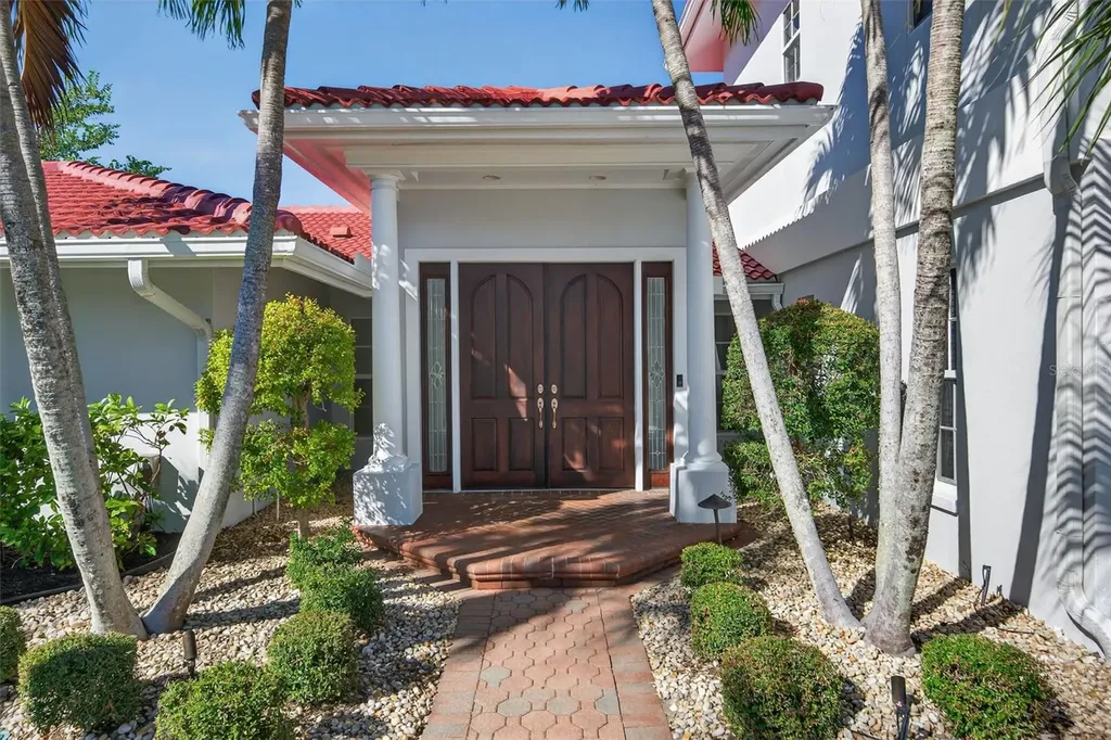 910 Siesta Key Place Sarasota FL 34242