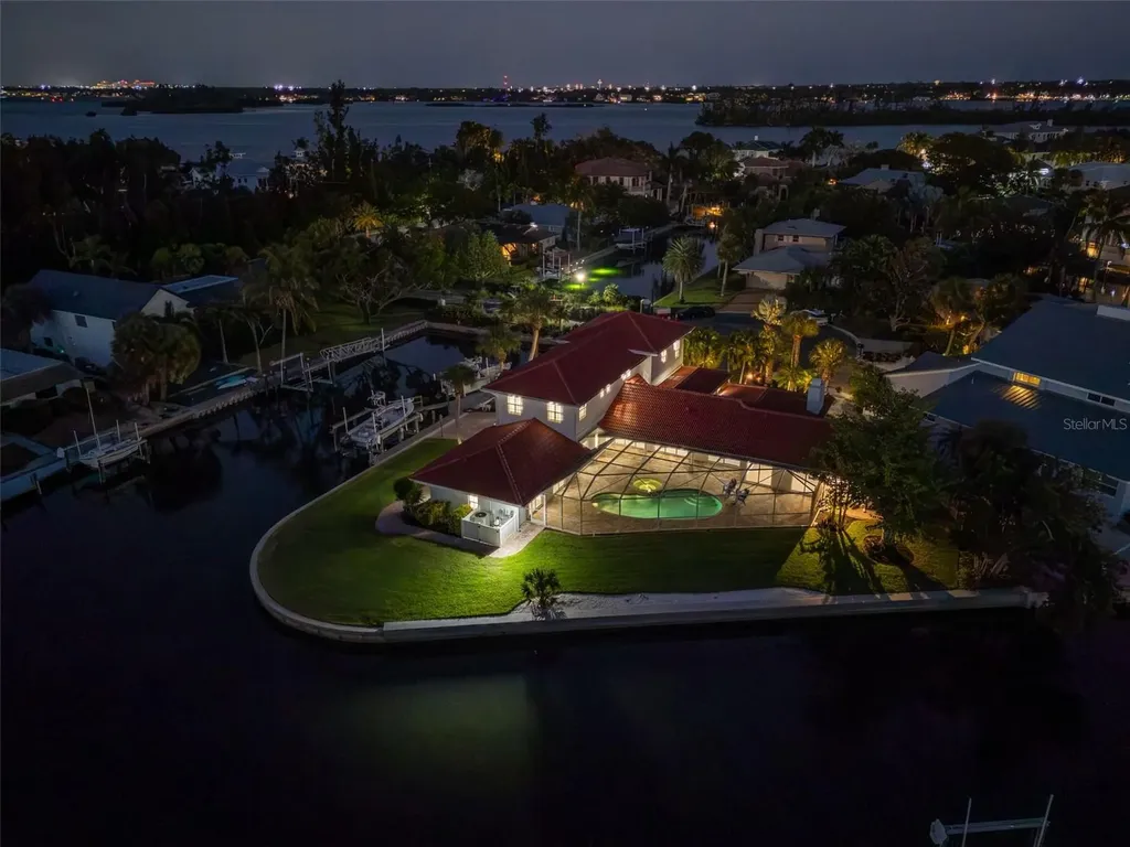 910 Siesta Key Place Sarasota FL 34242