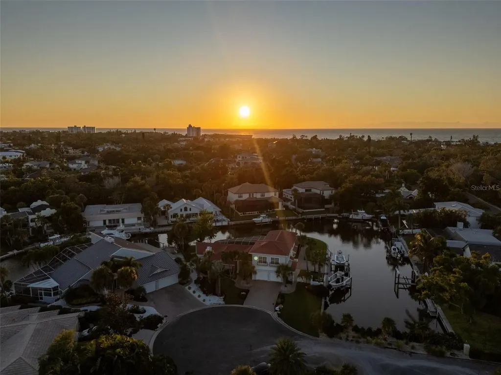 910 Siesta Key Place Sarasota FL 34242