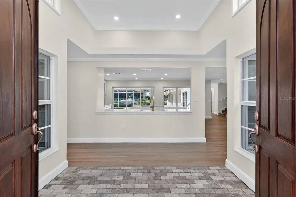 910 Siesta Key Place Sarasota FL 34242