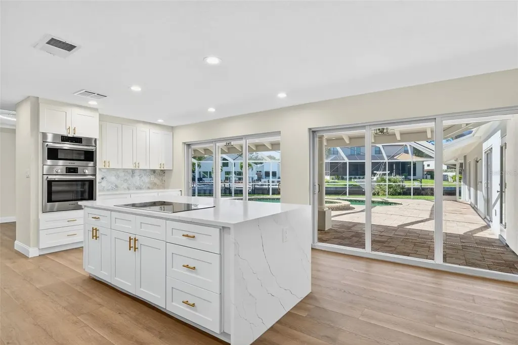 910 Siesta Key Place Sarasota FL 34242