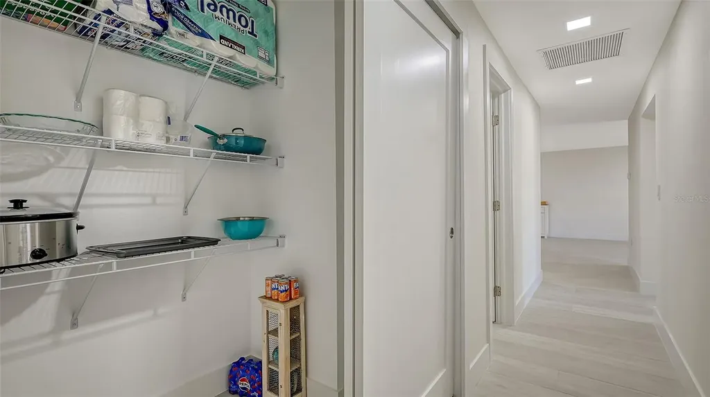 618 Buttonwood Drive Longboat Key FL 34228