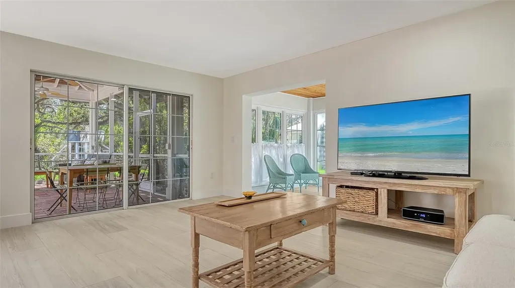 618 Buttonwood Drive Longboat Key FL 34228