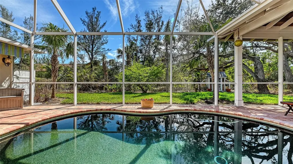 618 Buttonwood Drive Longboat Key FL 34228