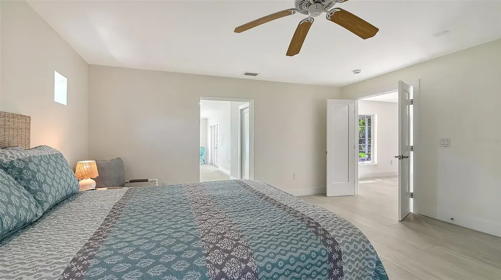 618 Buttonwood Drive Longboat Key FL 34228