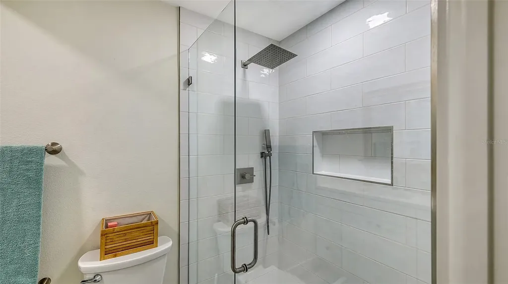 618 Buttonwood Drive Longboat Key FL 34228