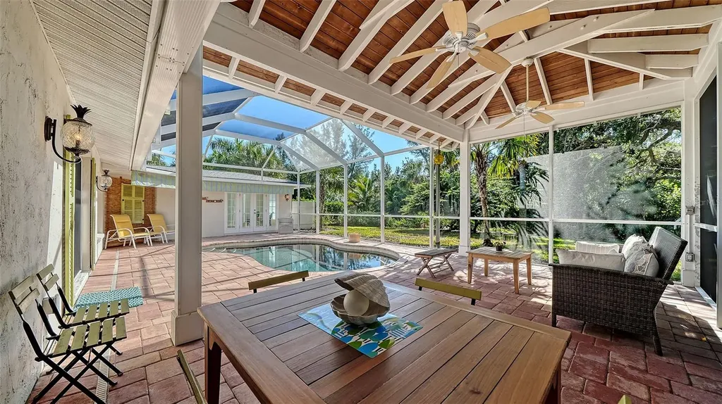 618 Buttonwood Drive Longboat Key FL 34228