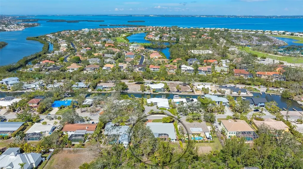 618 Buttonwood Drive Longboat Key FL 34228