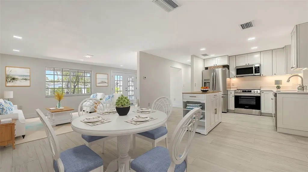 618 Buttonwood Drive Longboat Key FL 34228