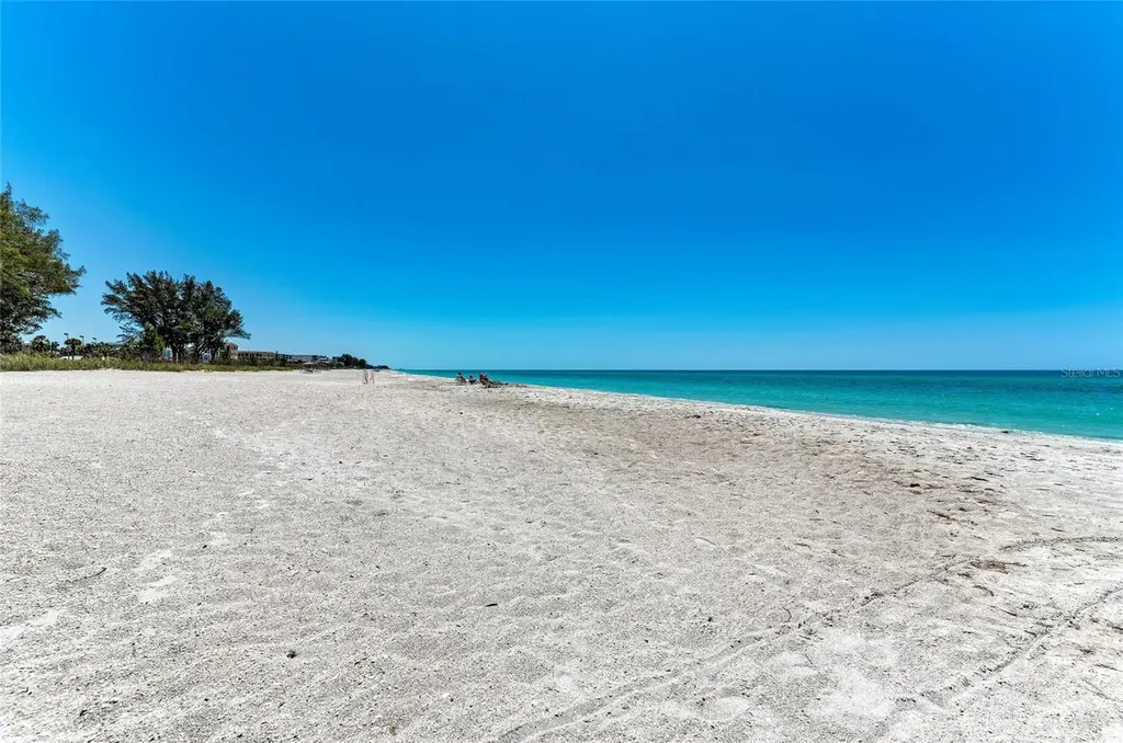 5125 Gulf Of Mexico Drive Longboat Key FL 34228