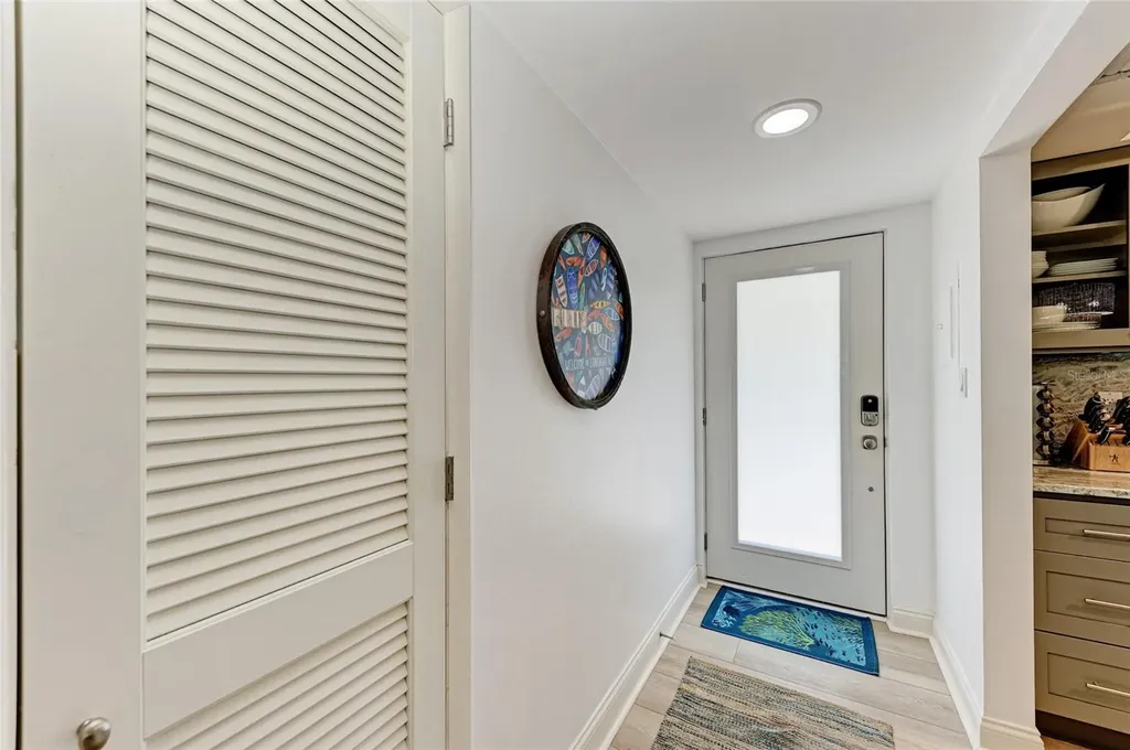 5125 Gulf Of Mexico Drive Longboat Key FL 34228