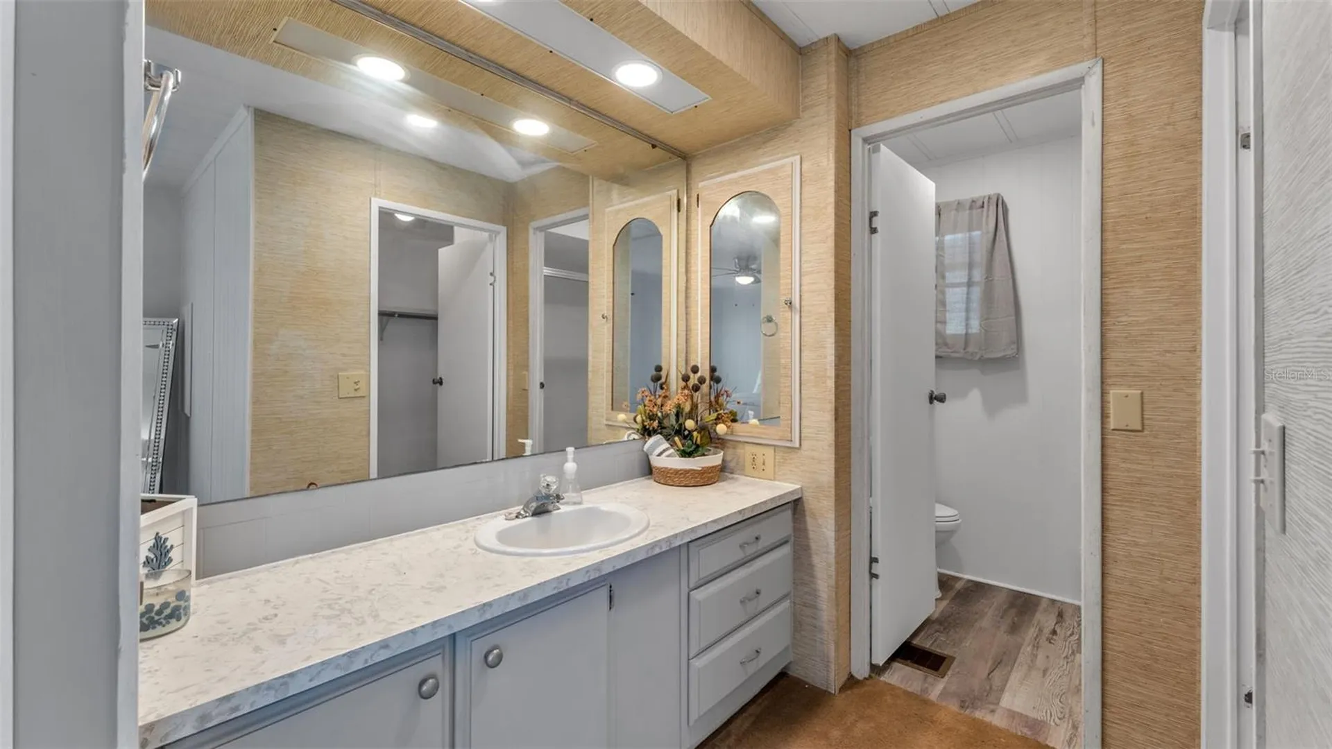 811 Elizabeth Lane Lakeland FL 33809