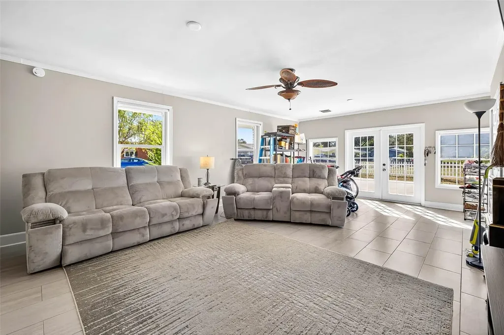13589 101st Terrace Seminole FL 33776