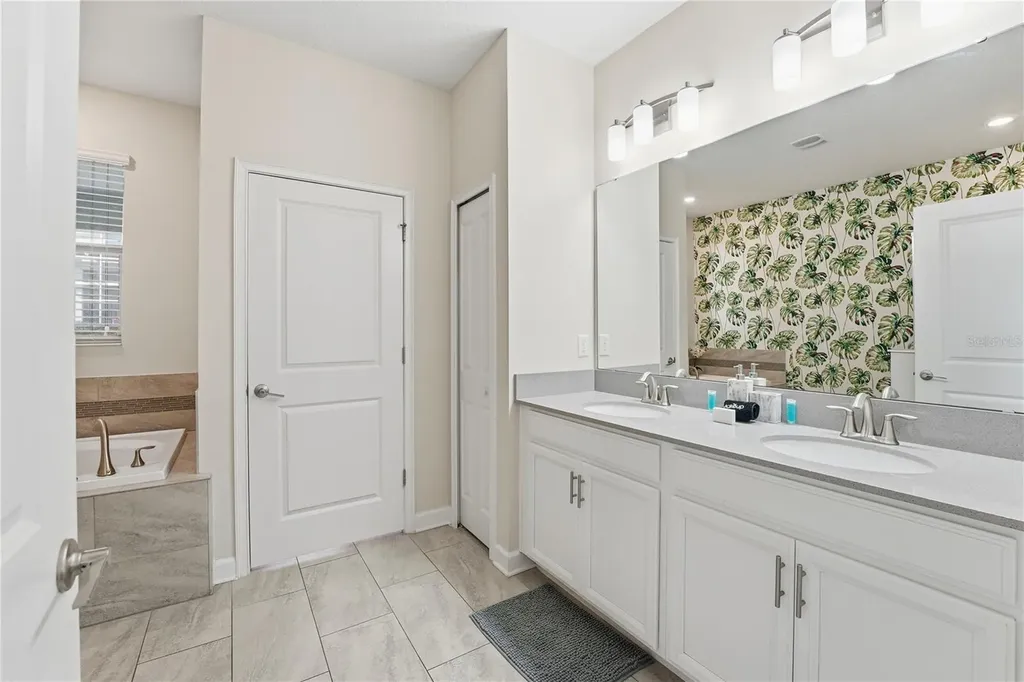 1584 Sandbagger Drive Davenport FL 33896