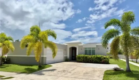 2903 Urb. Ocean Forest Rio Grande PR 00745
