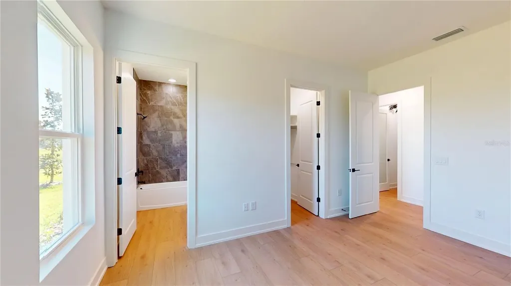 35588 Farmview Road Dade City FL 33525