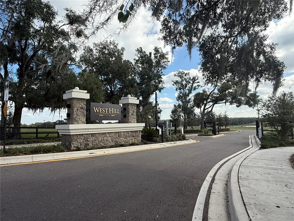 35588 Farmview Road Dade City FL 33525