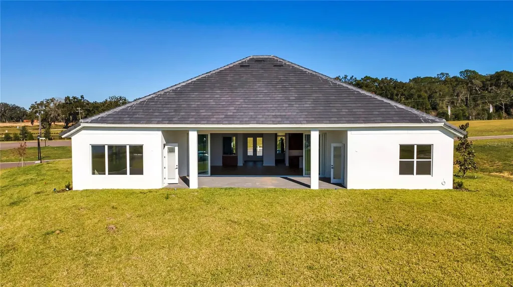 35588 Farmview Road Dade City FL 33525