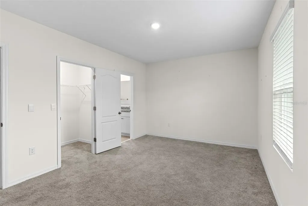 1198 Lido Drive Howey In The Hills FL 34737
