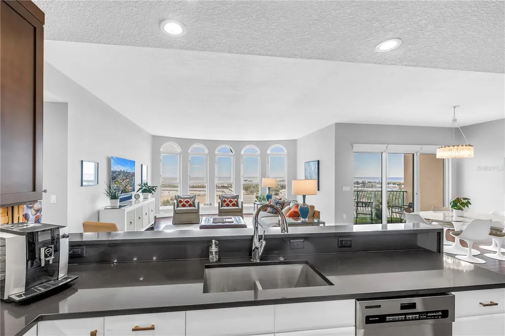 288 Beach Drive NE St Petersburg FL 33701