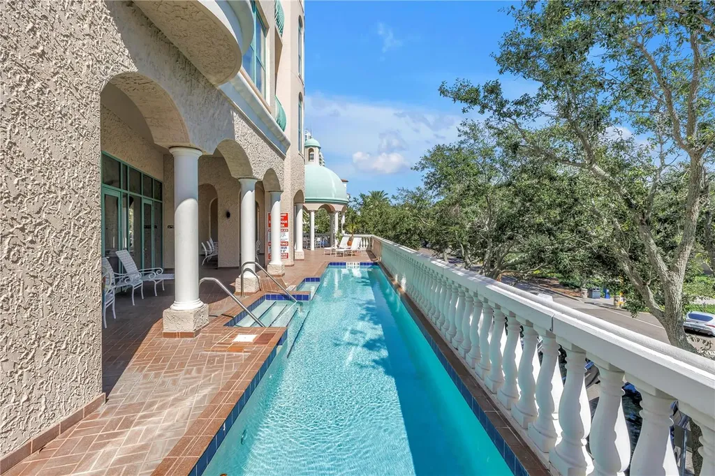 288 Beach Drive NE St Petersburg FL 33701