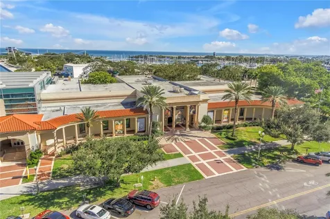288 Beach Drive NE St Petersburg FL 33701