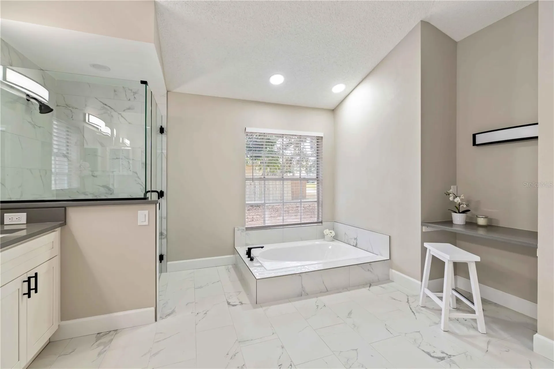 1103 87th Street NW Bradenton FL 34209