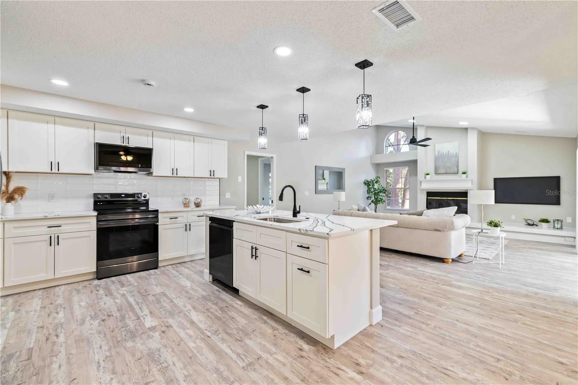 1103 87th Street NW Bradenton FL 34209