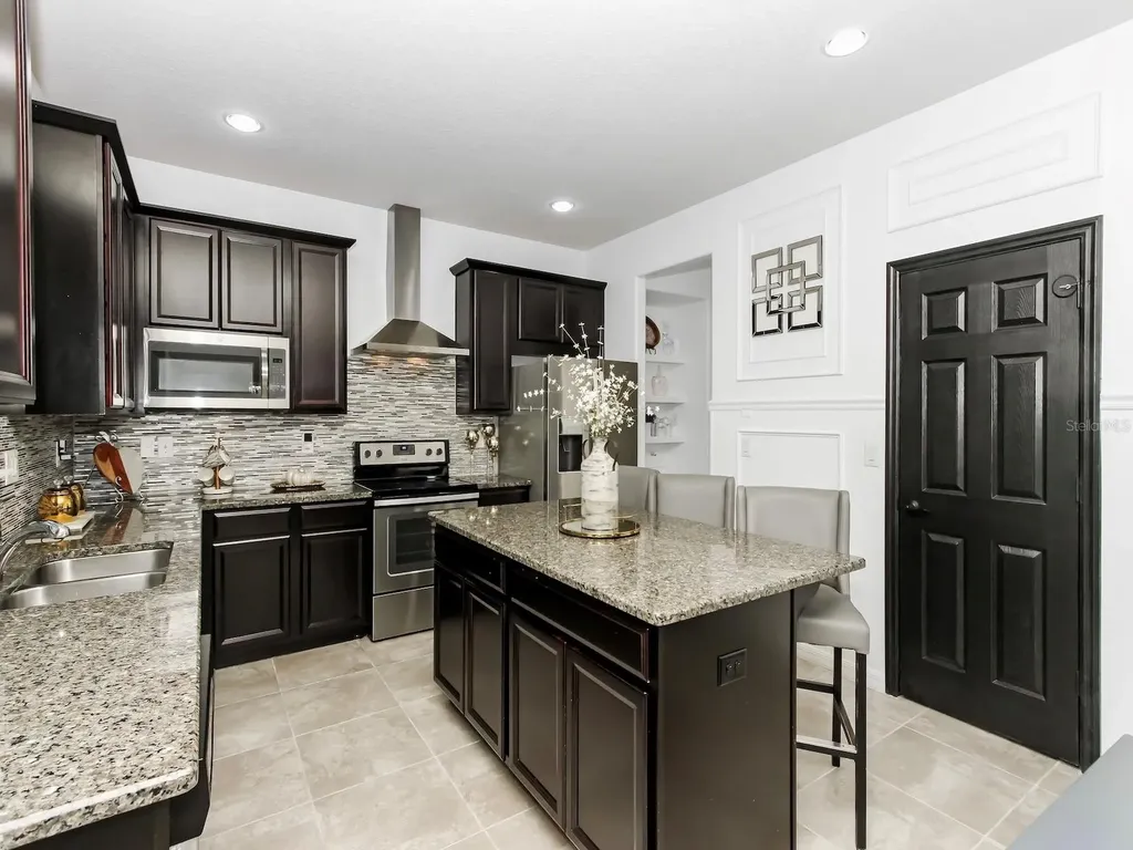 2958 Sera Bella Way Kissimmee FL 34744
