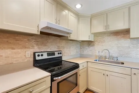 1827 Settlers Drive Nokomis FL 34275
