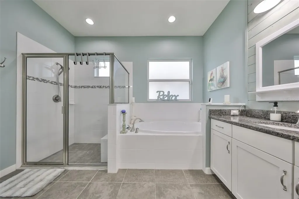 511 Winterside Drive Apollo Beach FL 33572