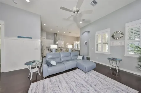 511 Winterside Drive Apollo Beach FL 33572