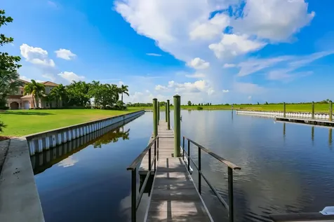 511 Winterside Drive Apollo Beach FL 33572