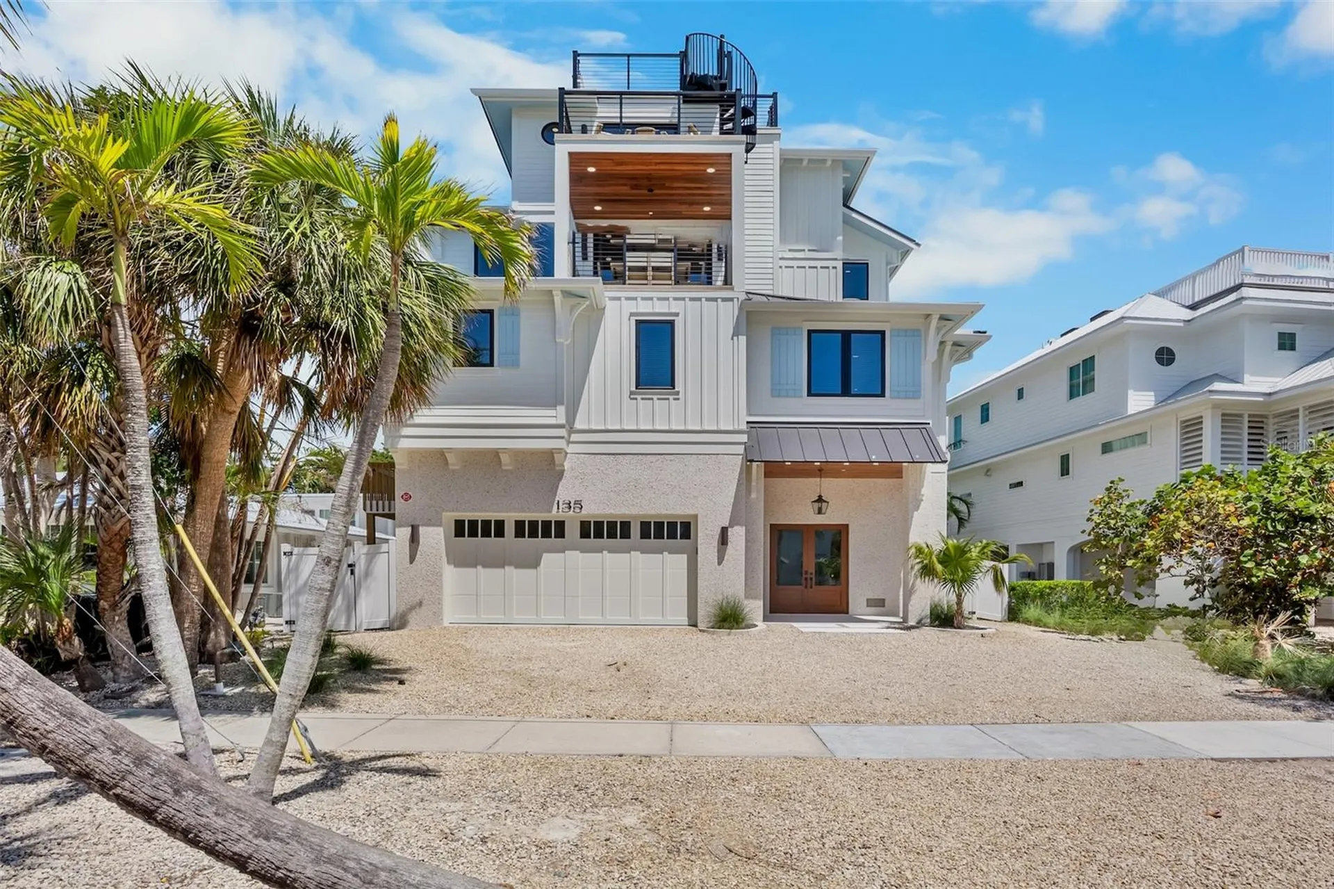 135 Avenida Veneccia Sarasota FL 34242