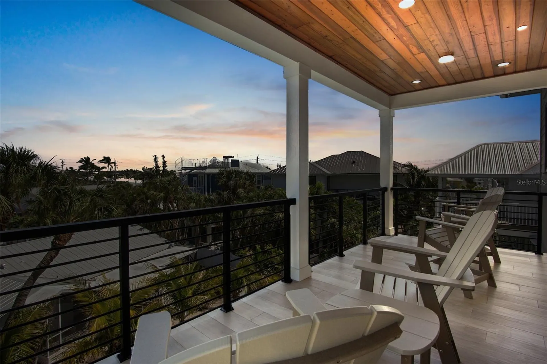 135 Avenida Veneccia Sarasota FL 34242
