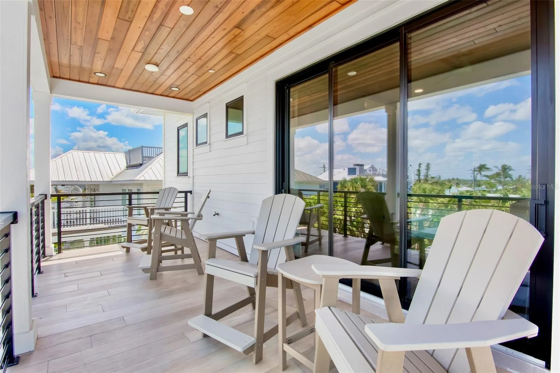 135 Avenida Veneccia Sarasota FL 34242