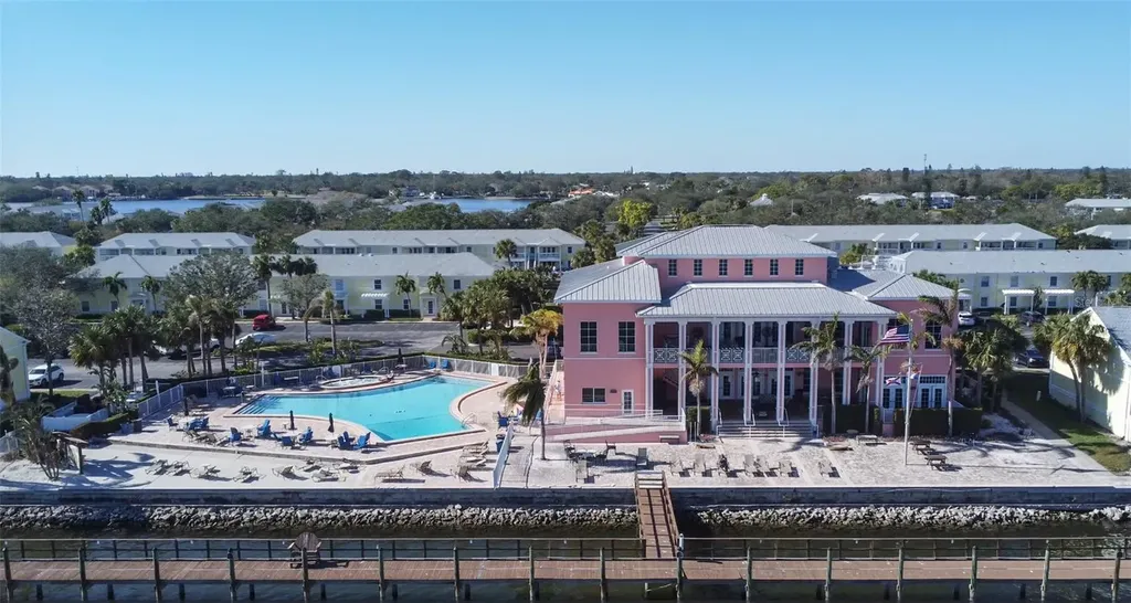 237 Seahorse Drive SE St Petersburg FL 33705