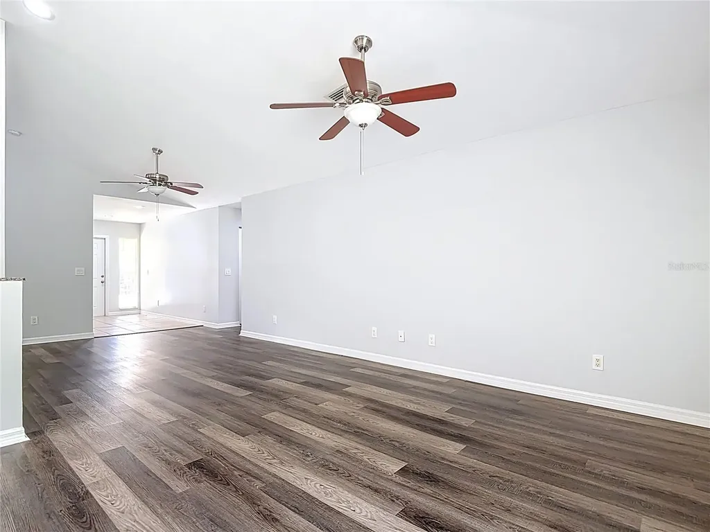 2812 4th Street SW Lehigh Acres FL 33976