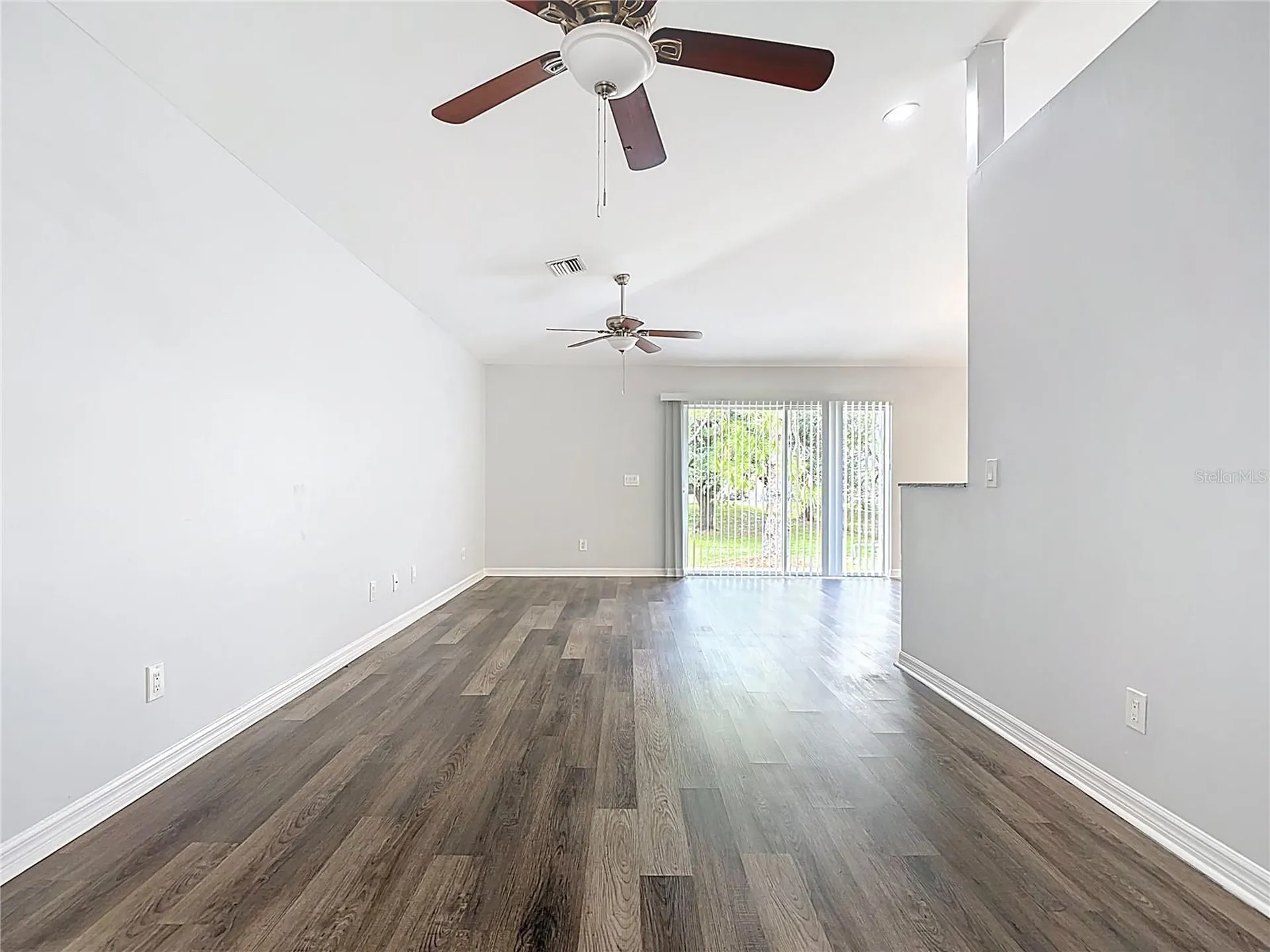 2812 4th Street SW Lehigh Acres FL 33976