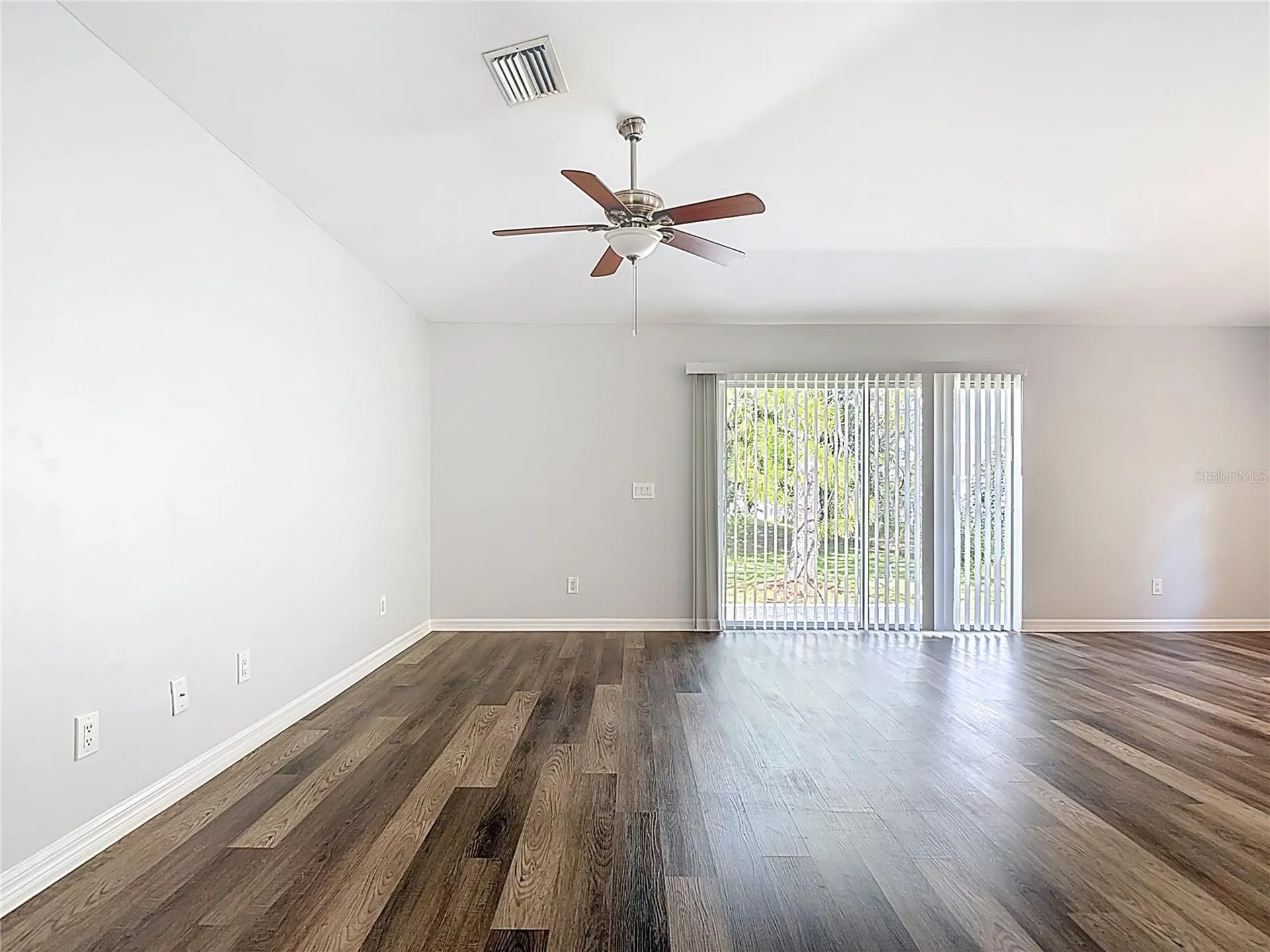 2812 4th Street SW Lehigh Acres FL 33976