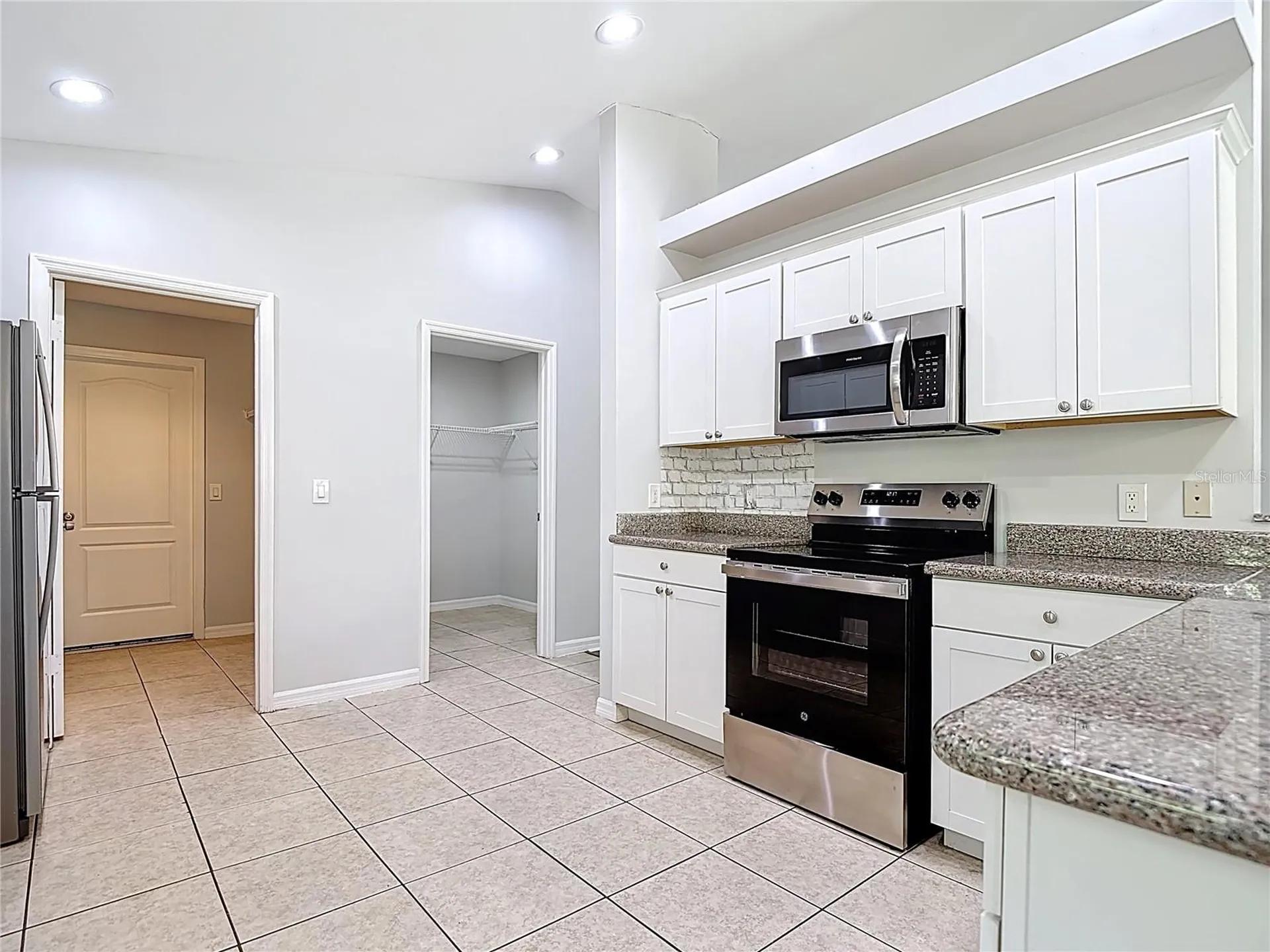 2812 4th Street SW Lehigh Acres FL 33976