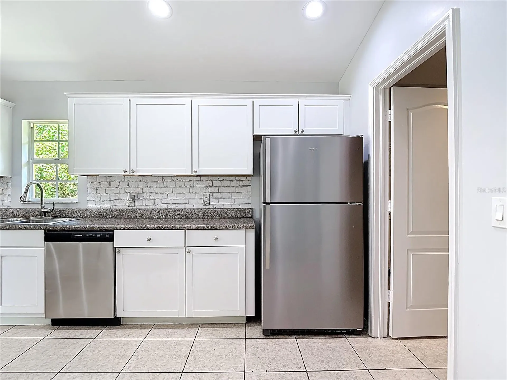 2812 4th Street SW Lehigh Acres FL 33976