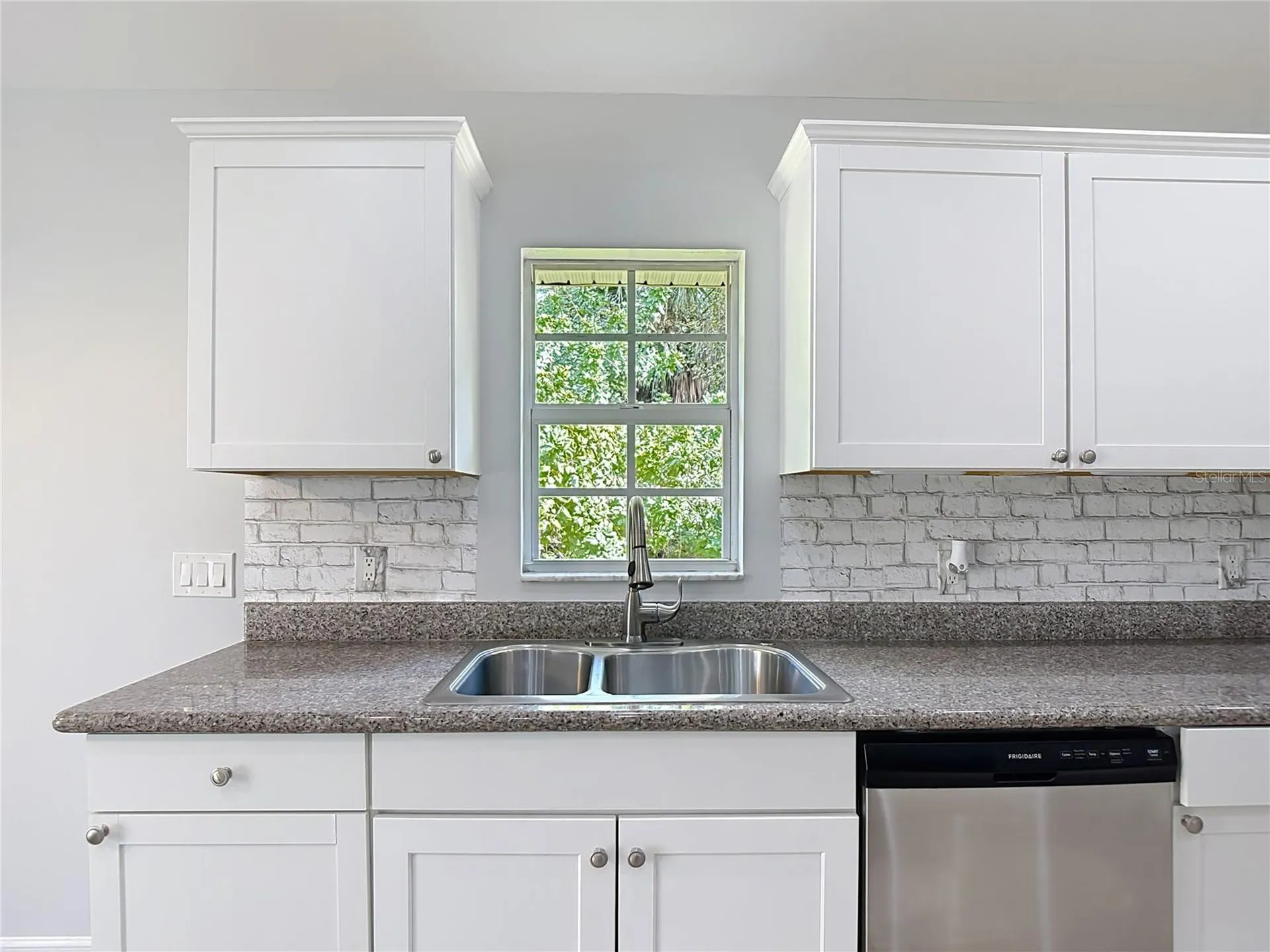 2812 4th Street SW Lehigh Acres FL 33976