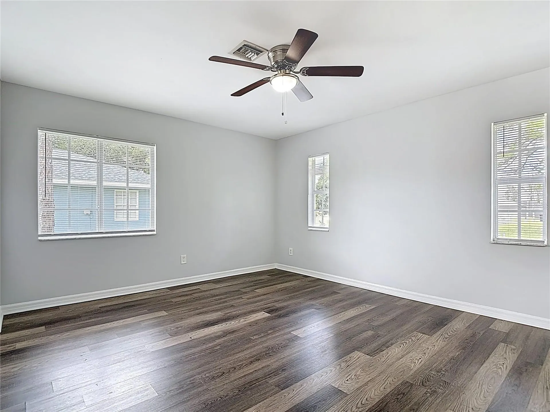 2812 4th Street SW Lehigh Acres FL 33976