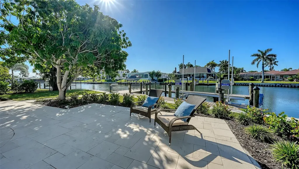 690 Old Compass Road Longboat Key FL 34228